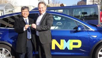 Young Tae Kim visits NXP